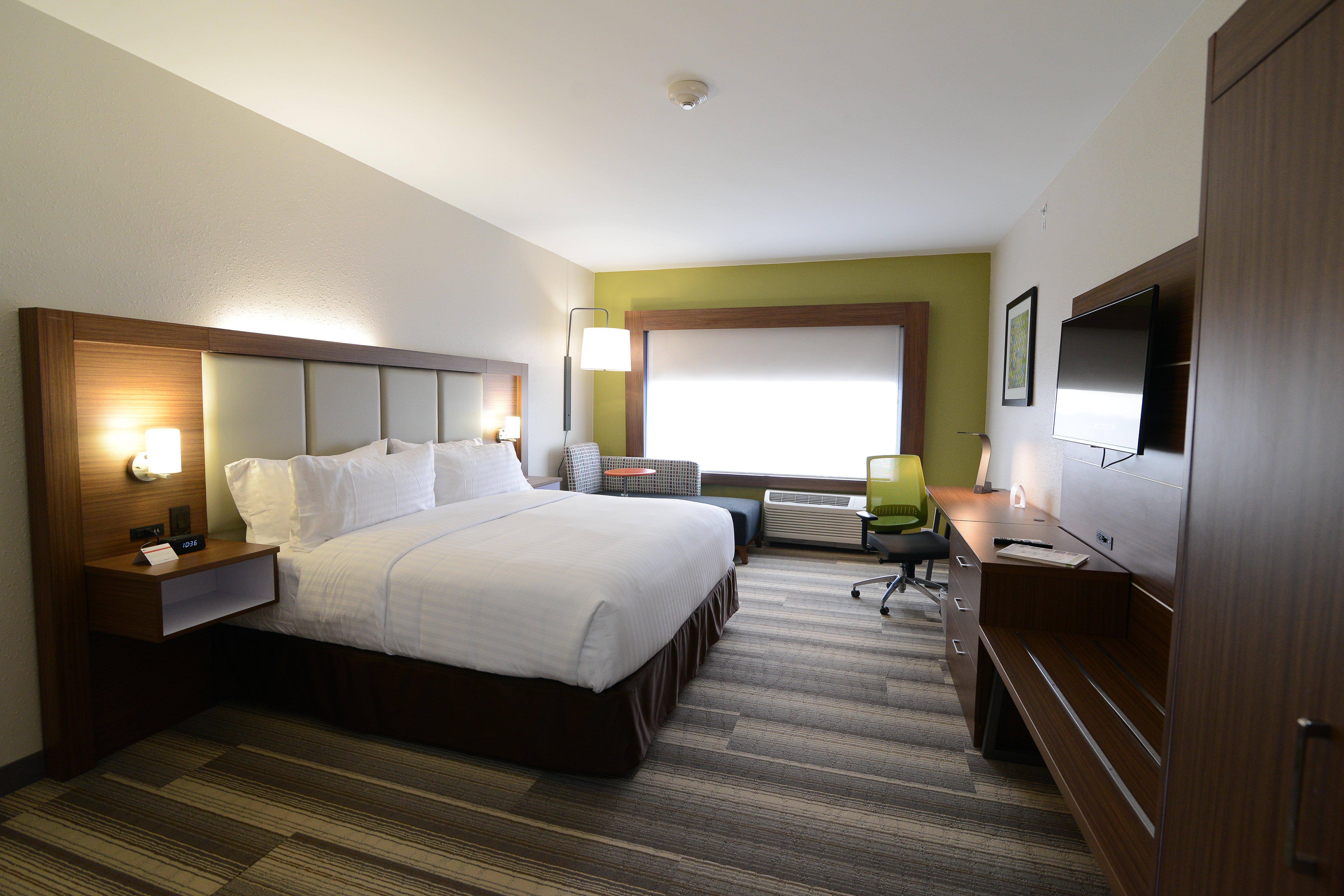 Holiday Inn Express & Suites Chicago North Shore - Niles By Ihg Экстерьер фото