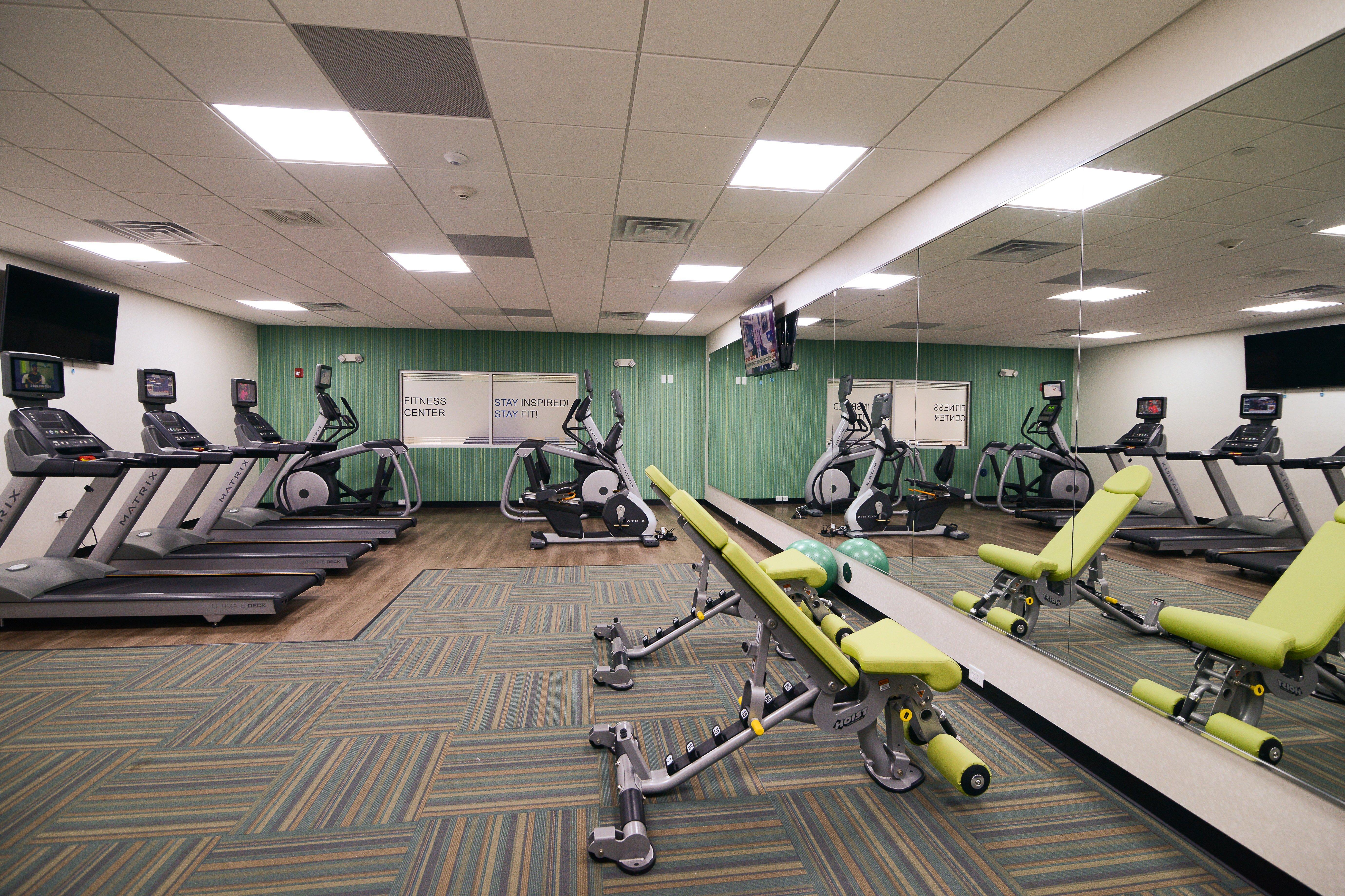Holiday Inn Express & Suites Chicago North Shore - Niles By Ihg Экстерьер фото