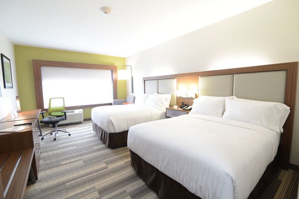 Holiday Inn Express & Suites Chicago North Shore - Niles By Ihg Экстерьер фото